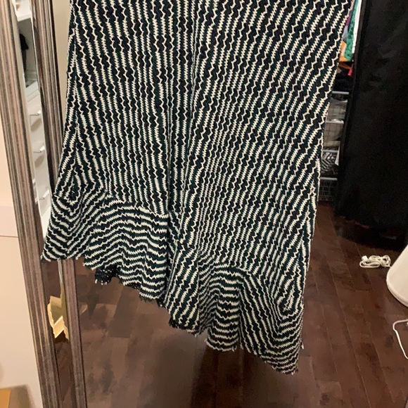 Zara dress - Picture 6 of 7